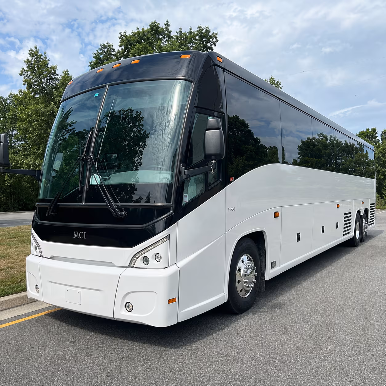 charter buses for corporate events and conferences at tuscaloosa venues