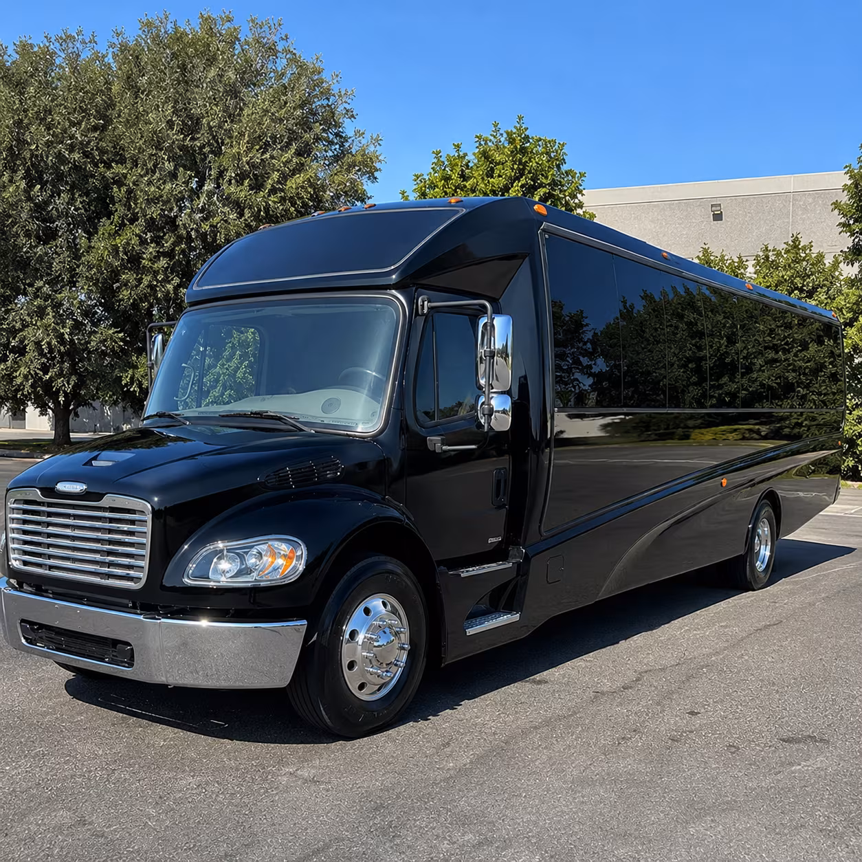 minibus rentals for small group wine tours in tuscaloosa