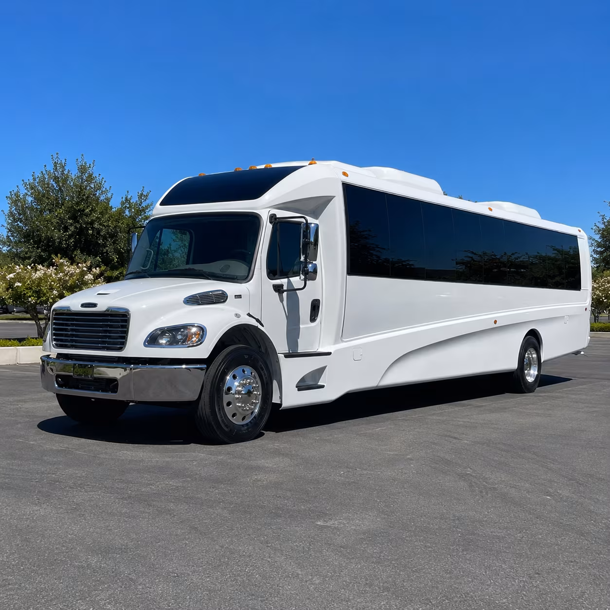 tuscaloosa 25 passenger minibus