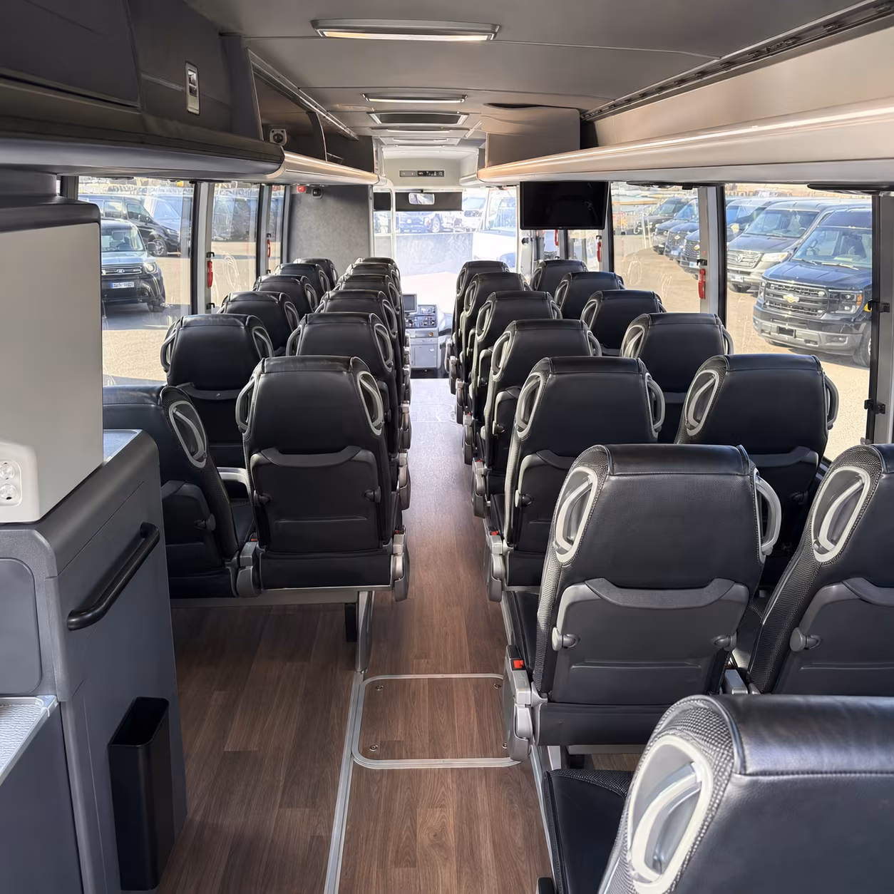 tuscaloosa field trip charter bus rental