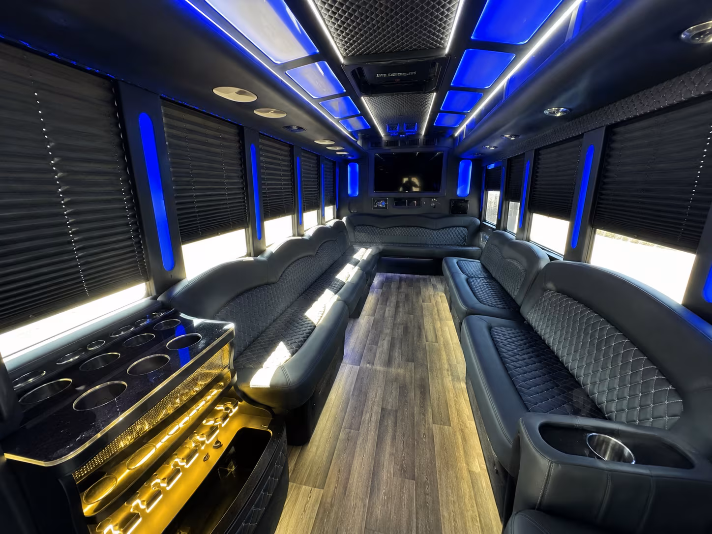 tuscaloosa sporting event party bus rental