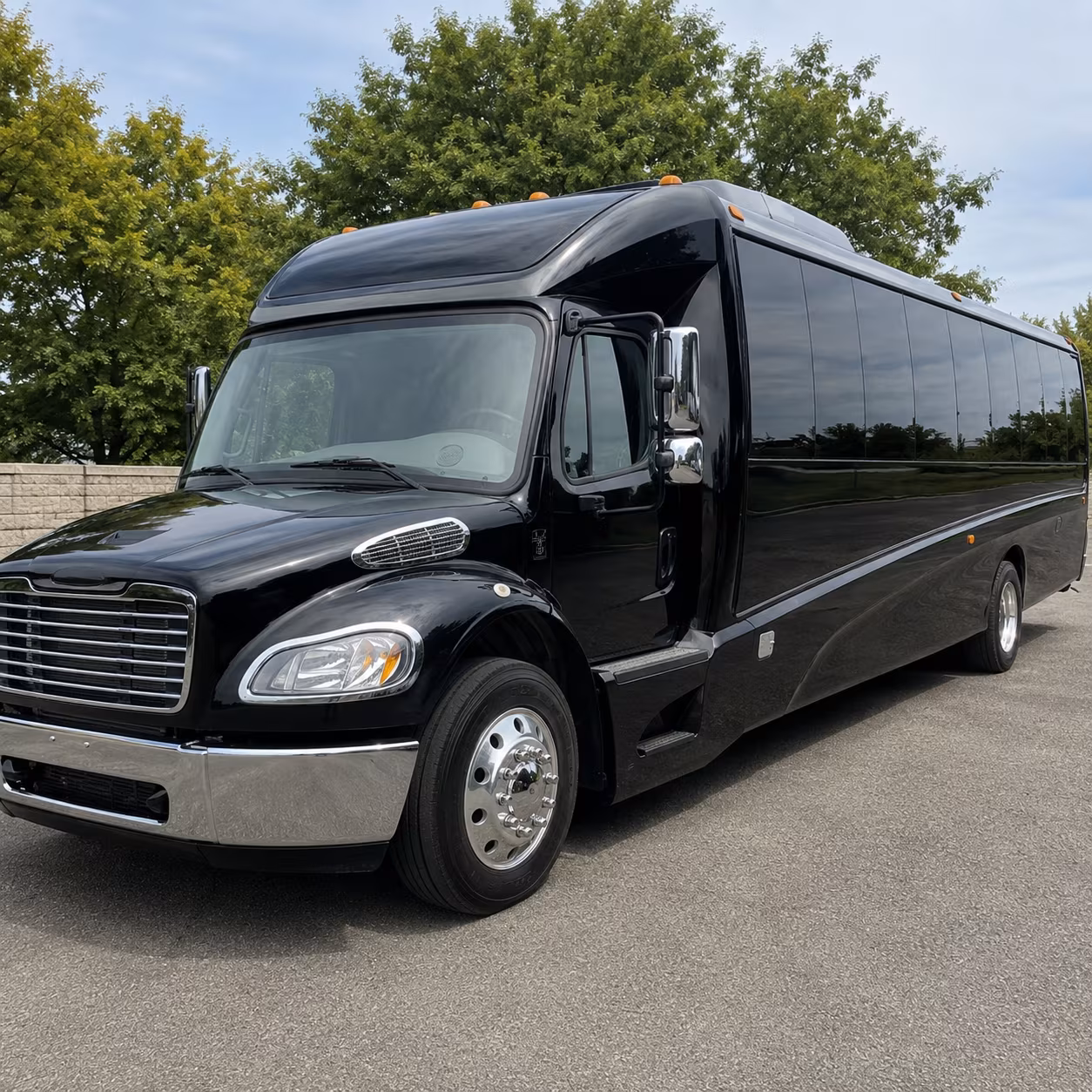 wedding shuttle buses for tuscaloosa celebrations