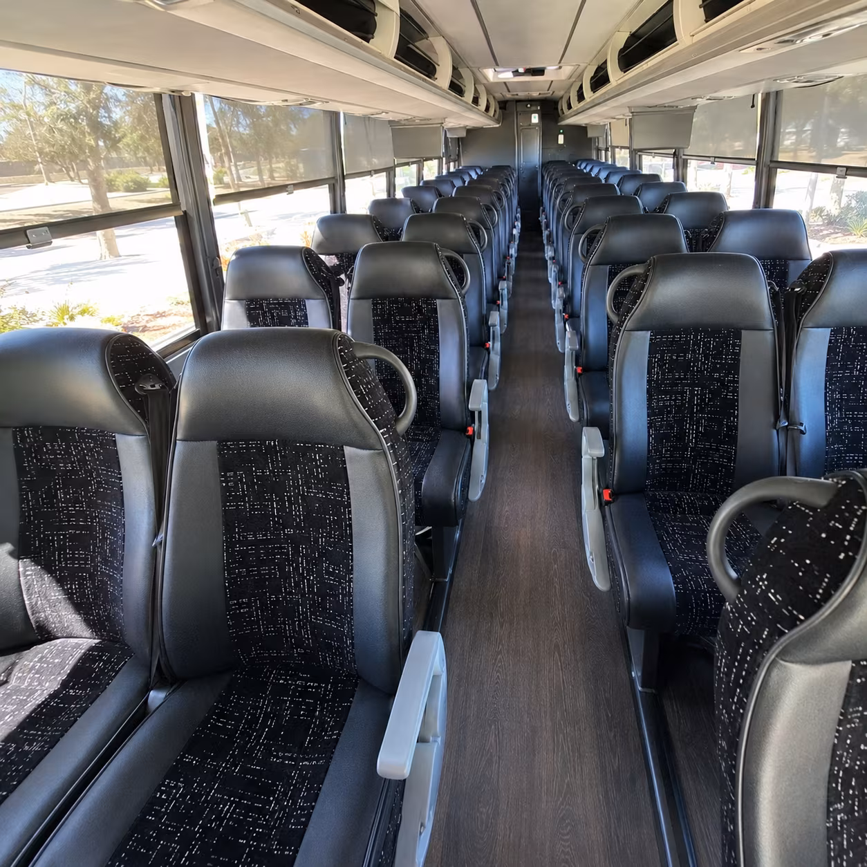 why rent using tuscaloosaminibuscompany com